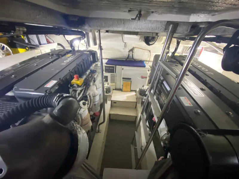 Slide: The Image of Cruisers Yachts 52 Express 2006 - 74