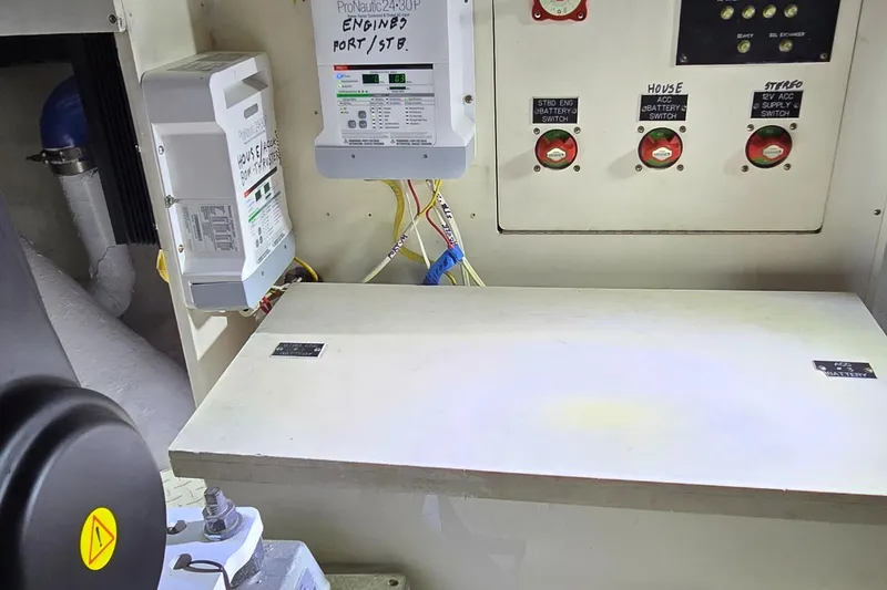 Slide: The Image of Cruisers Yachts 52 Express 2006 - 90