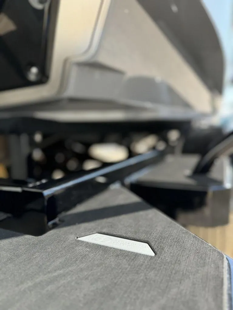 Slide: The Image of Nautique Super Air Nautique G23 2025 - 22