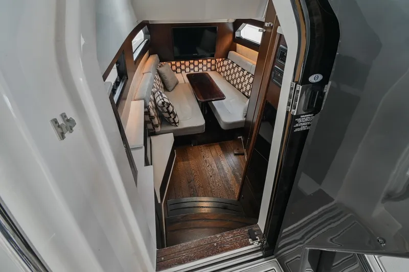 Slide: The Image of Pursuit S 428 Sport 2021 - 50