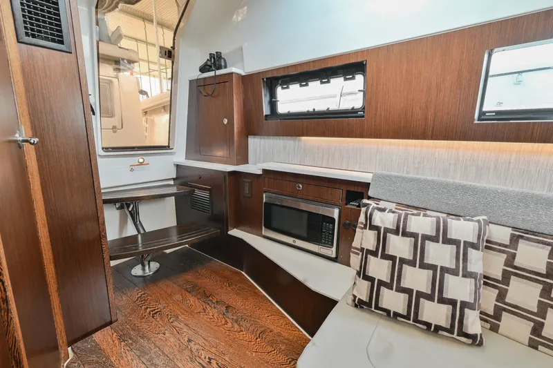 Slide: The Image of Pursuit S 428 Sport 2021 - 60