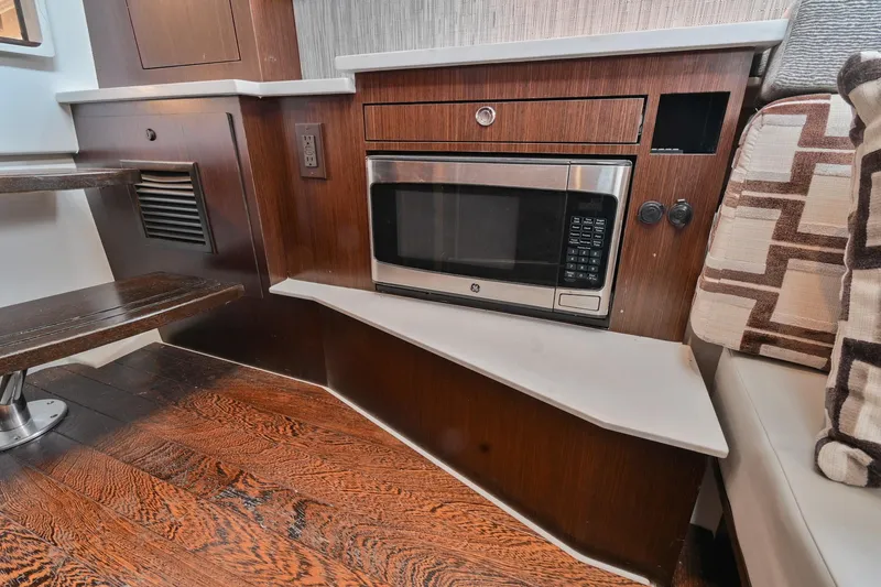 Slide: The Image of Pursuit S 428 Sport 2021 - 61