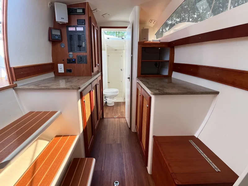 Slide: The Image of Maine Cat 38 Electric 2018 - 50