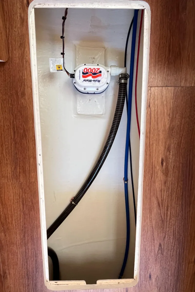 Slide: The Image of Maine Cat 38 Electric 2018 - 60