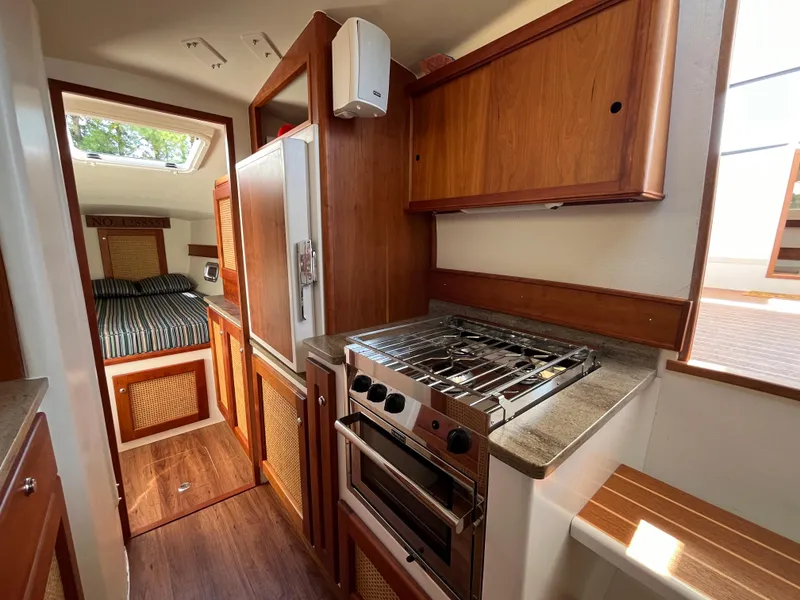 Slide: The Image of Maine Cat 38 Electric 2018 - 71