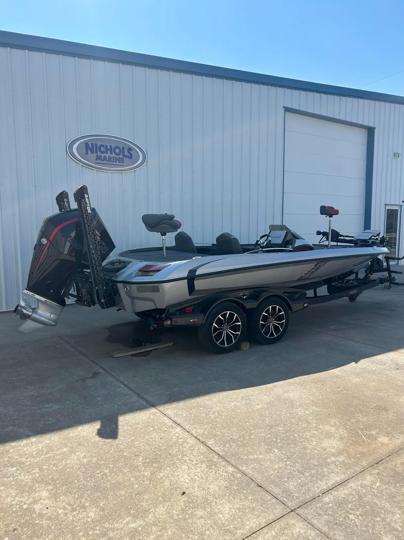 Slide: The Image of Vexus VX20 2022 - 3