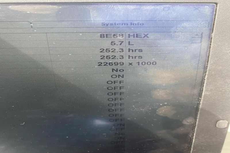 Slide: The Image of MasterCraft X80 2008 - 12