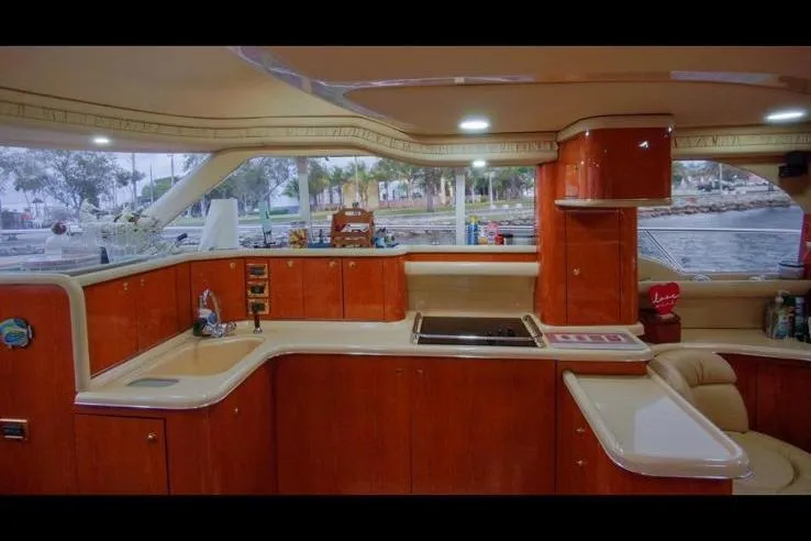 Slide: The Image of Sea Ray 480 Sedan Bridge 2001 - 64