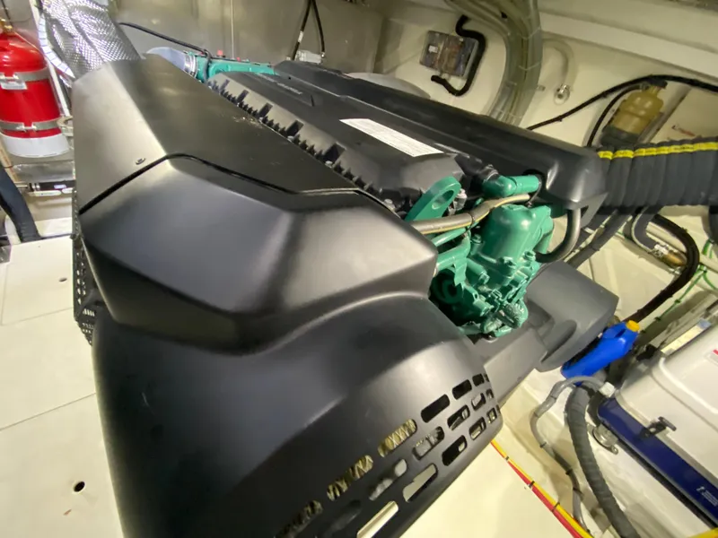 Slide: The Image of Galeon 470 Sky 2020 - 100