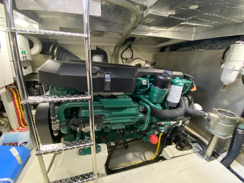 Slide: The Image of Galeon 470 Sky 2020 - 101