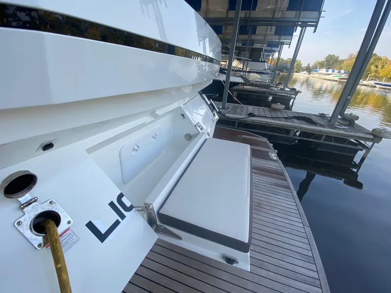 Slide: The Image of Galeon 470 Sky 2020 - 19