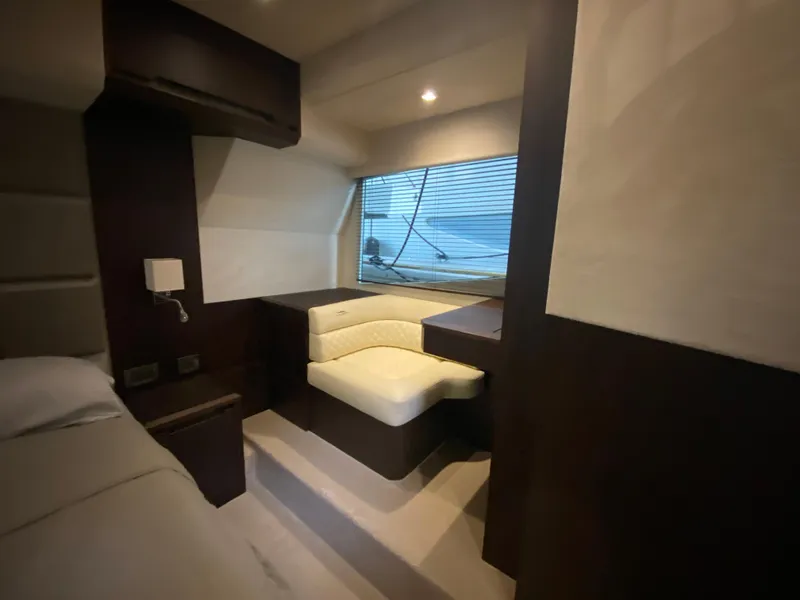 Slide: The Image of Galeon 470 Sky 2020 - 74