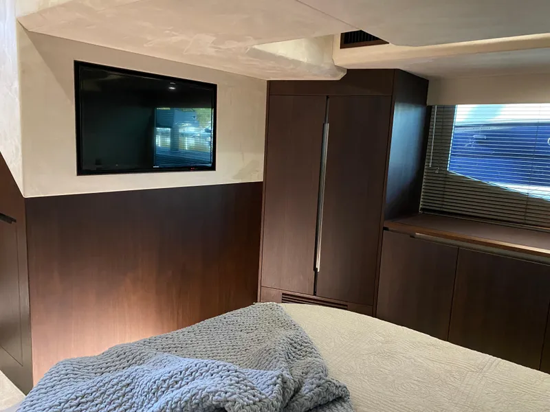 Slide: The Image of Galeon 470 Sky 2020 - 77