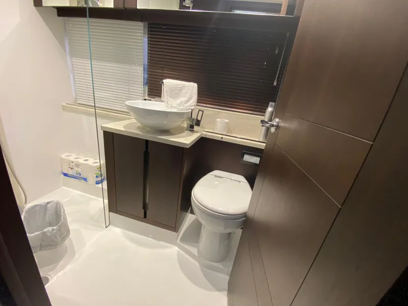 Slide: The Image of Galeon 470 Sky 2020 - 86