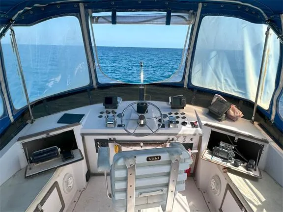 Slide: The Image of Delta 38' Flybridge Dive Boat 1991 - 6