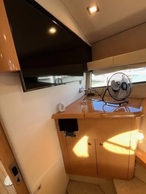 Slide: The Image of Four Winns V435 2009 - 56