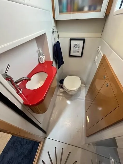 Slide: The Image of Four Winns V435 2009 - 59