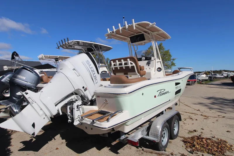 Slide: The Image of Pioneer 222 Islander 2024 - 4