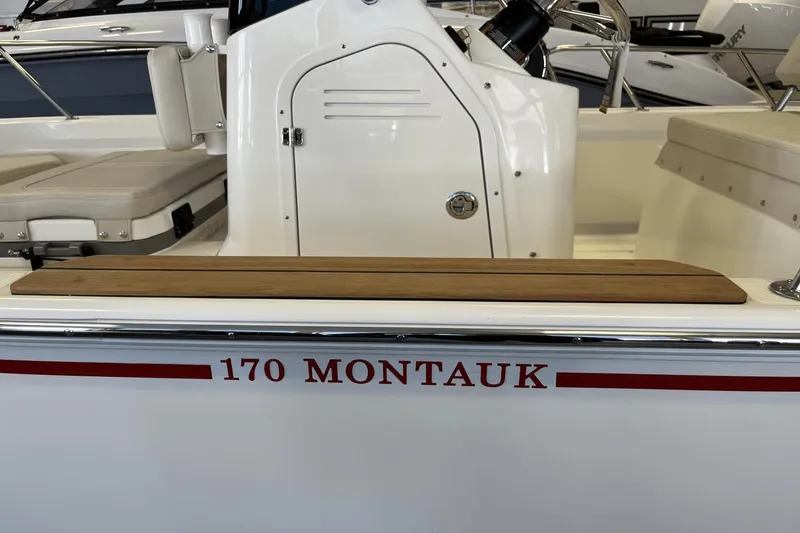 Slide: The Image of Boston Whaler 170 Montauk 2025 - 11