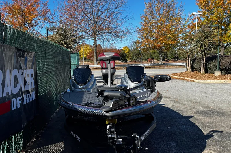 Slide: The Image of 2025 Nitro Z17 boat parked outdoors, featuring modern design and equipment. - 3