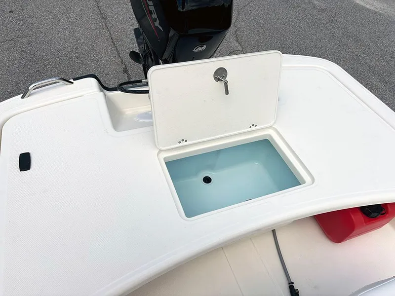 Slide: The Image of 2025 Mako Pro Skiff 17 CC - 21