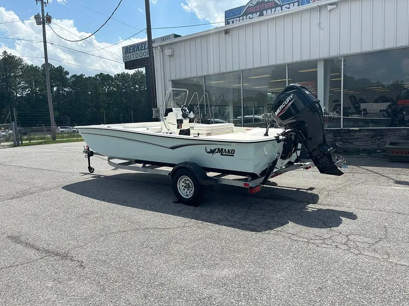 Slide: The Image of 2025 Mako Pro Skiff 17 CC - 3