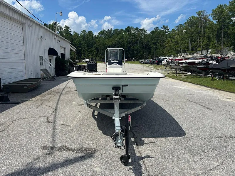 Slide: The Image of 2025 Mako Pro Skiff 17 CC - 4