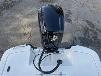 Slide: The Image of Mako Pro Skiff 17 CC 2025 - 77