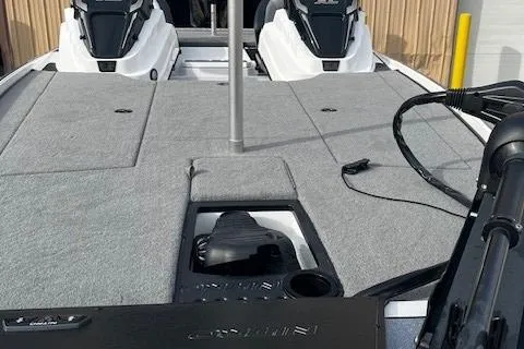 Slide: The Image of 2025 NITRO Z20 BOW - 2