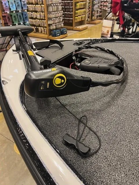 Slide: The Image of Nitro Z17 2025 boat with trolling motor in a store display. - 3