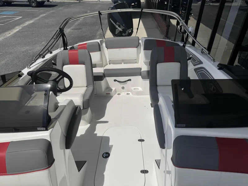 Slide: The Image of Tahoe T21 2025 - 73