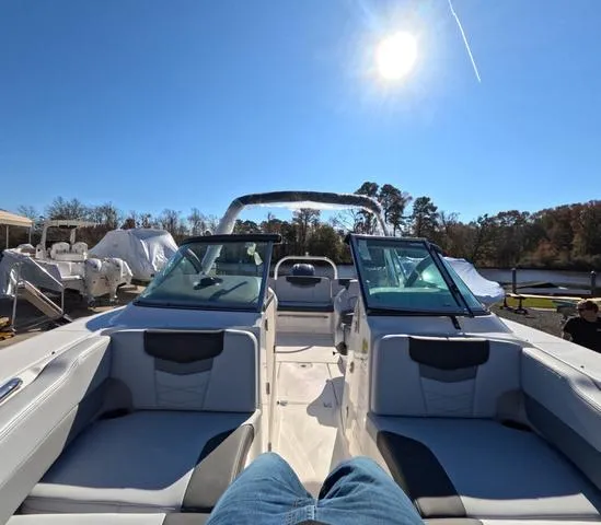 Slide: The Image of Robalo R207 In stock trailer included 2025 - 40