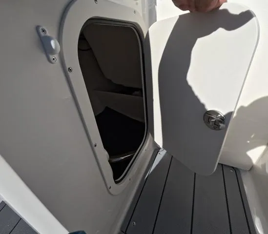 Slide: The Image of Chaparral 23 SSi OB In Stock trailer included 2025 - 24