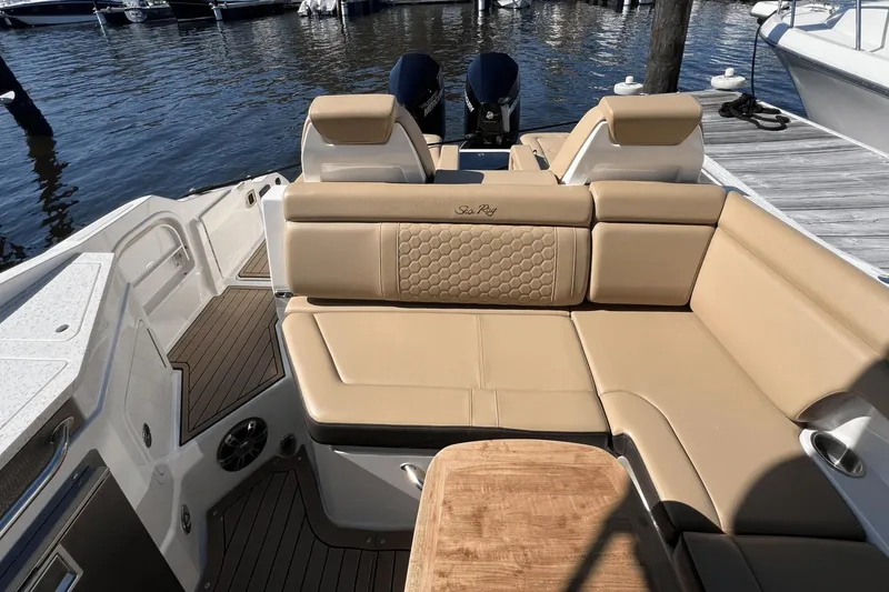Slide: The Image of Sea Ray 290 SDX OB 2021 - 12