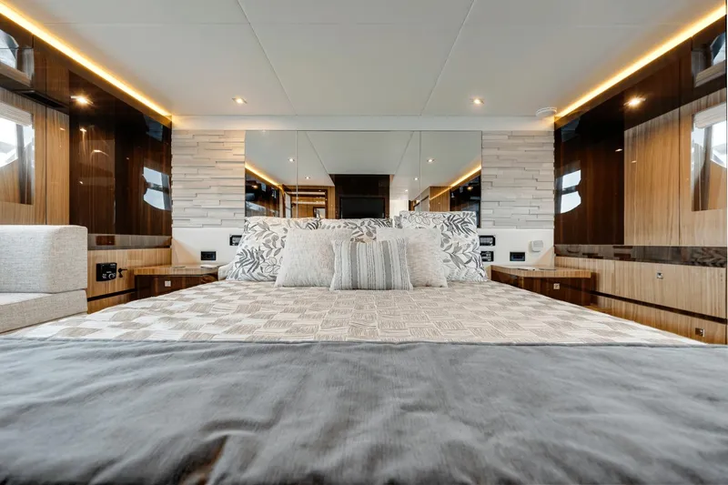 Slide: The Image of Cruisers 60 Cantius 2023 - 41