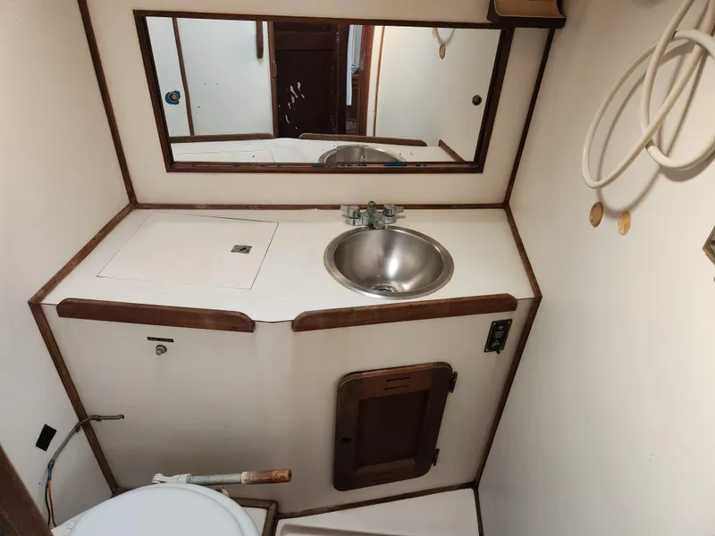 Slide: The Image of Morgan 45 Ketch 1979 - 65