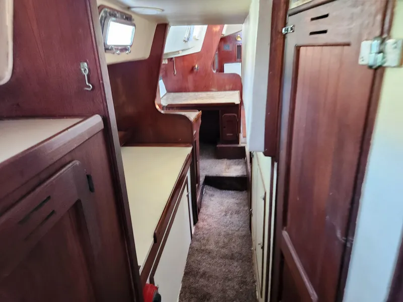 Slide: The Image of Morgan 45 Ketch 1979 - 69