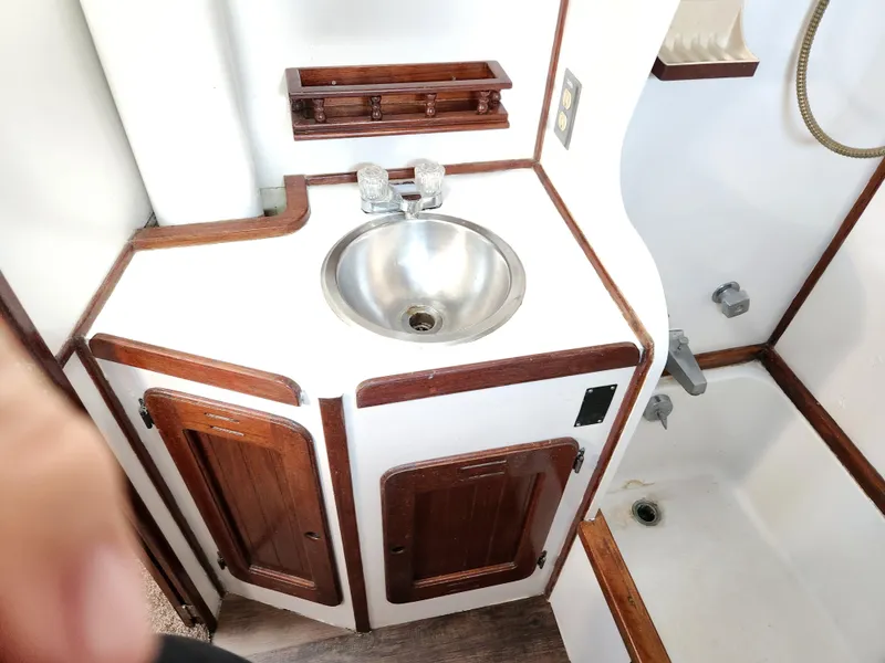 Slide: The Image of Morgan 45 Ketch 1979 - 77