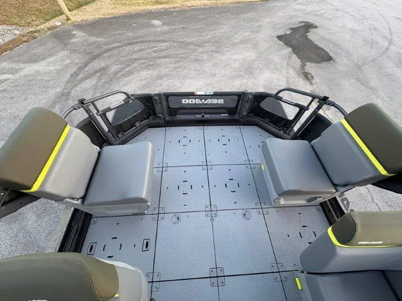 Slide: The Image of Sea-Doo Switch Fish 18 2025 - 20