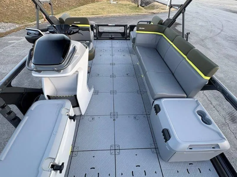 Slide: The Image of Sea-Doo Switch Fish 18 2025 - 49