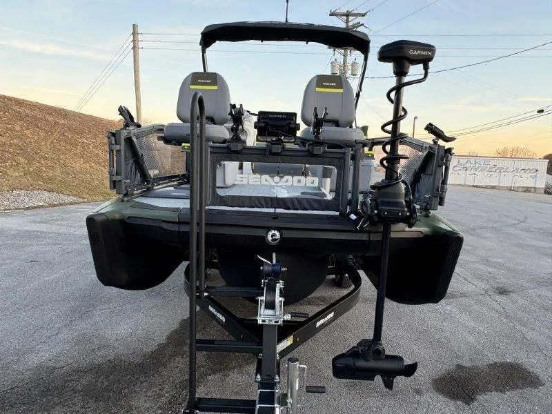 Slide: The Image of Sea-Doo Switch Fish 18 2025 - 54