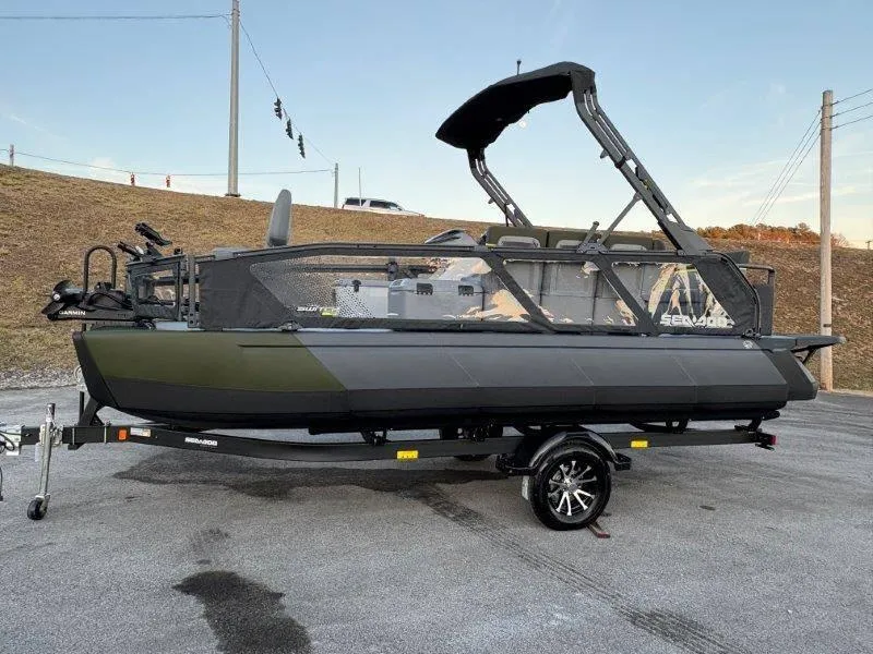 Slide: The Image of Sea-Doo Switch Fish 18 2025 - 59