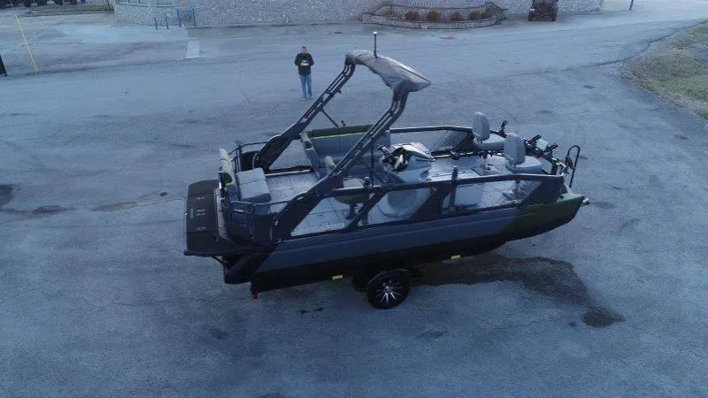 Slide: The Image of Sea-Doo Switch Fish 18 2025 - 85