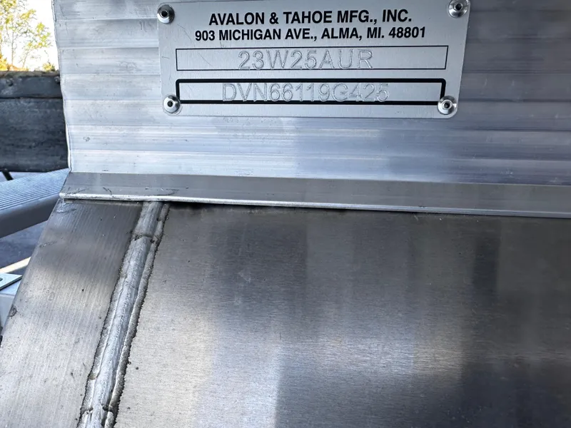 Slide: The Image of Avalon 2385 Aura Quad Lounge 2025 model identification plate, Avalon & Tahoe Mfg., Inc. - 21