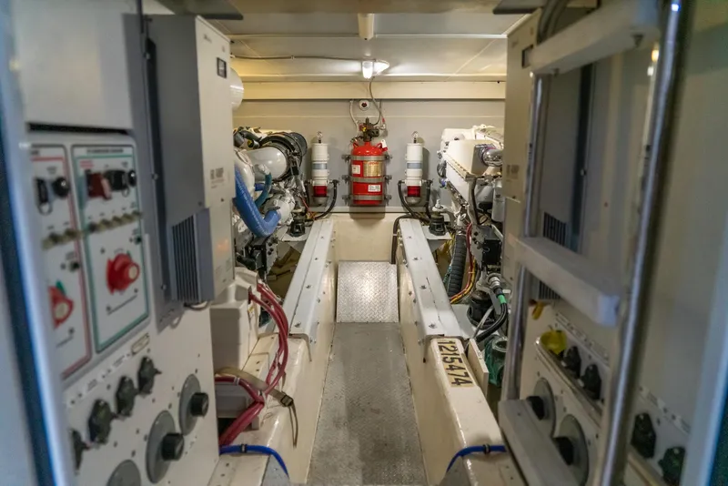 Slide: The Image of Marquis 59 Markham Edition 2007 - 101