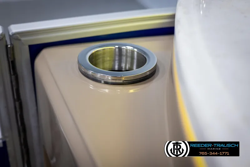 Slide: The Image of Cup holder on 2025 Bennington 23 SXPDSE boat, Reeder-Trausch Marine branding visible. - 40
