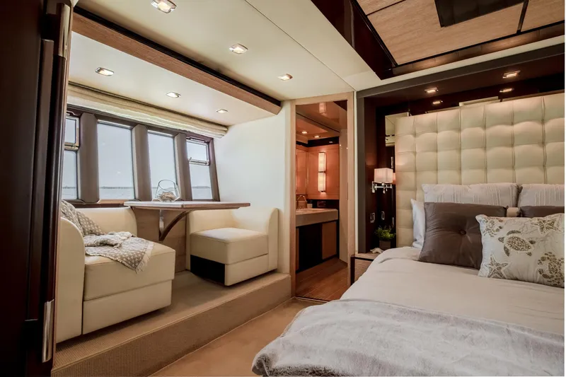 Slide: The Image of Azimut Flybridge Evolution 2012 - 110