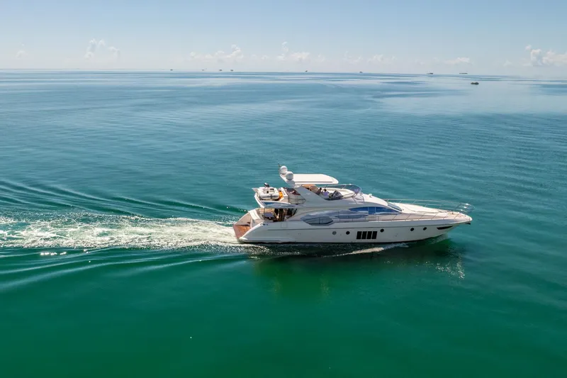 Slide: The Image of Azimut Flybridge Evolution 2012 - 12