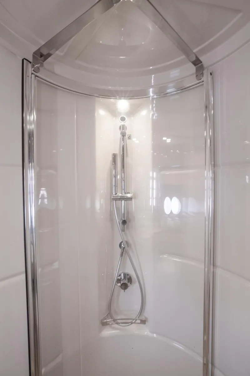 Slide: The Image of Azimut Flybridge Evolution 2012 - 126