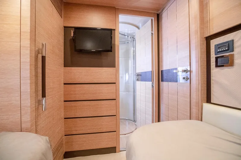 Slide: The Image of Azimut Flybridge Evolution 2012 - 129